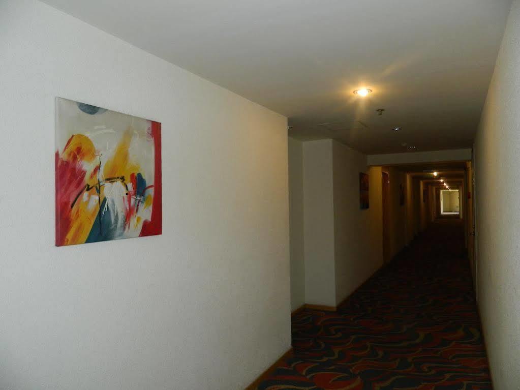 Holiday Inn Express Tianjin Airport By Ihg Eksteriør bilde